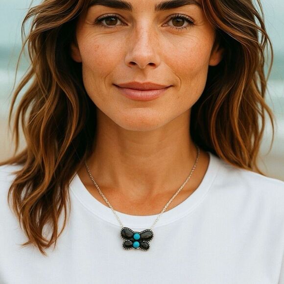 Stunning Turquoise & Labradorite Butterfly Pendant Necklace Sterling Silver New - Picture 2 of 5